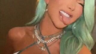 Nikita Dragun nude showing off her big tits onlyfans trending